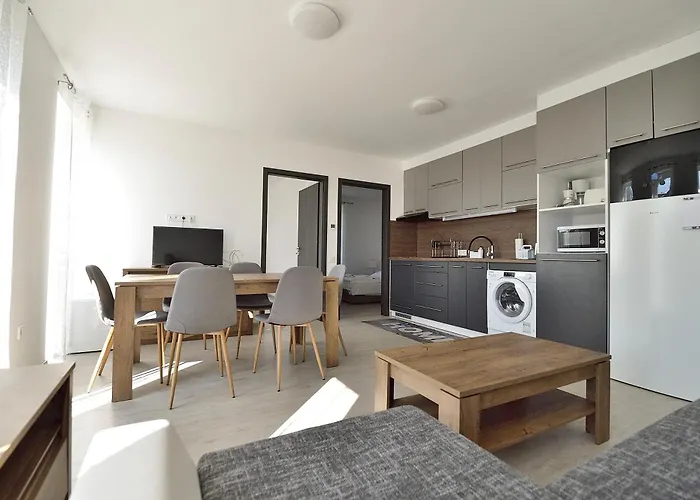 Pipacs 17 By Hellobalatonlelle